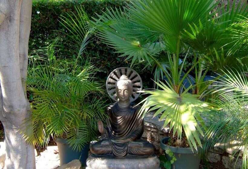 پانسیون Sanborn Guest House