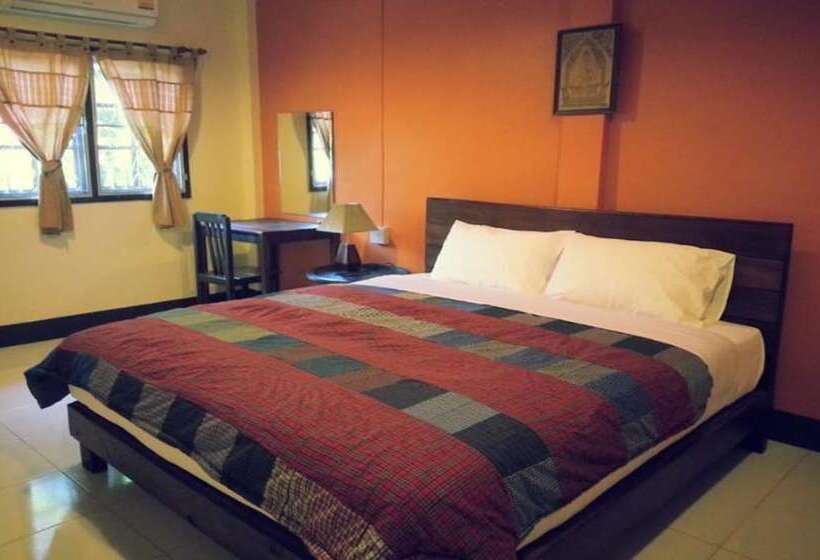 פנסיון The Outside Inn