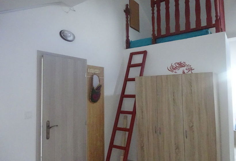 פנסיון Villa Psenek