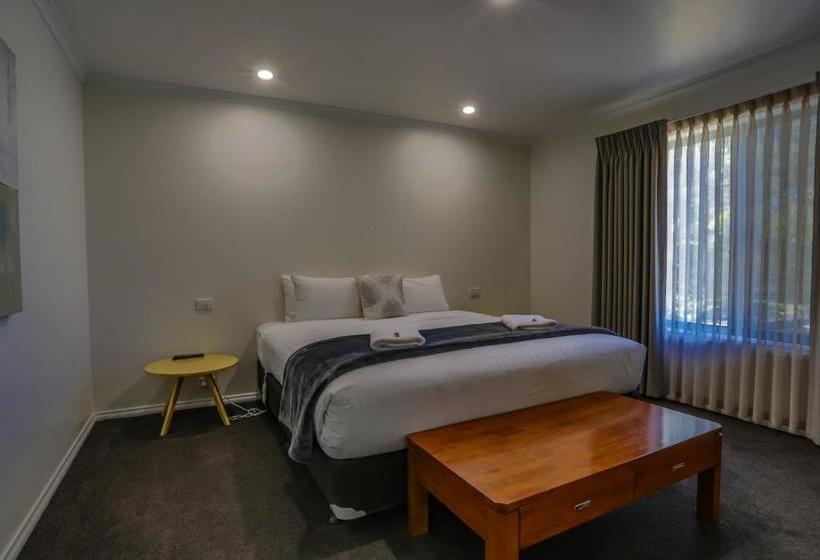 Phillip Island Off-Track Accommodation