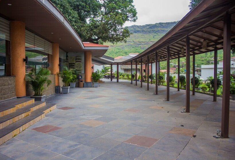 אתר נופש Club Mahindra Hatgad