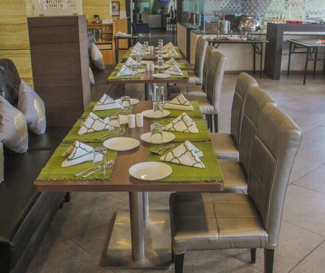 אתר נופש Club Mahindra Hatgad