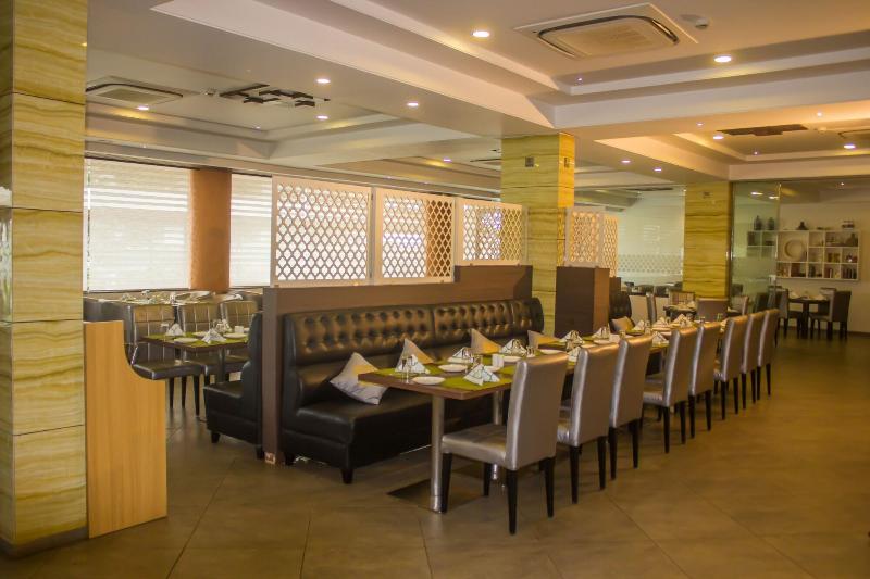 منتجع Club Mahindra Hatgad