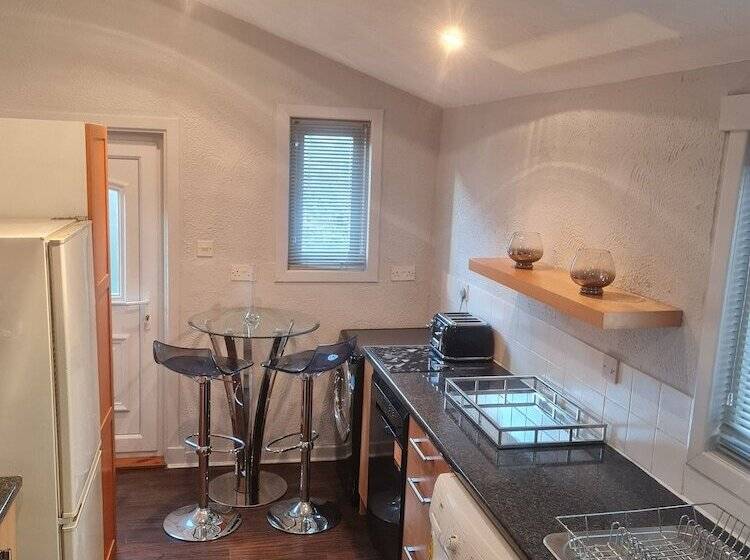 Robert The Bruce Apartment