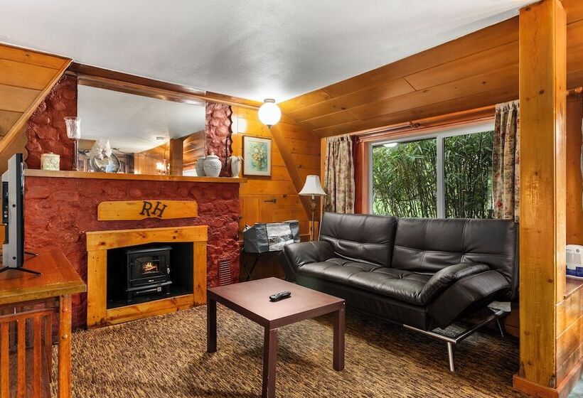 Robin Hood Village Resort