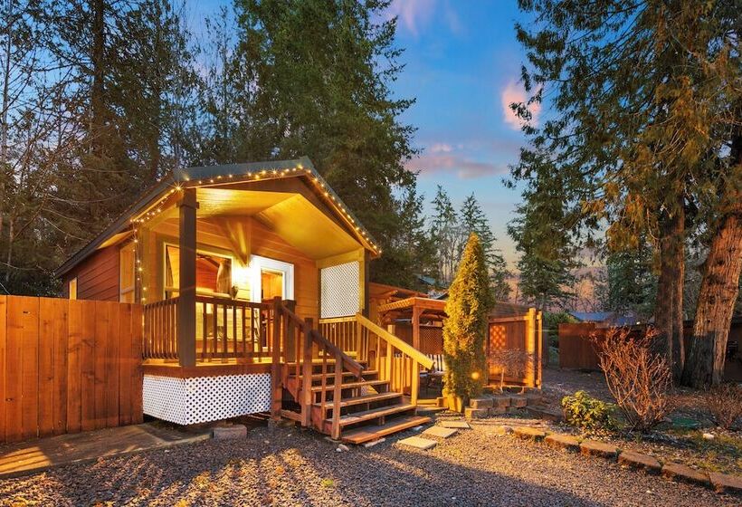 Robin Hood Village Resort