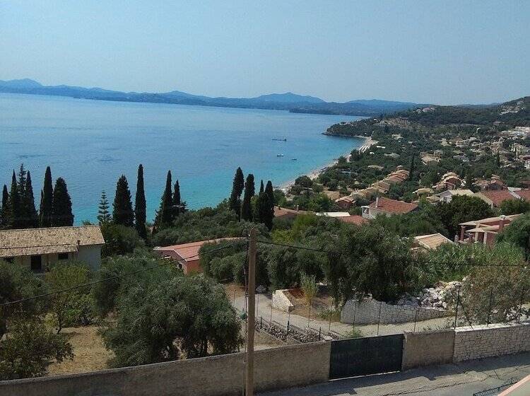 Sarakinos Apartments