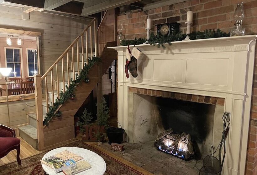 Silver Lake Bed And Breakfast