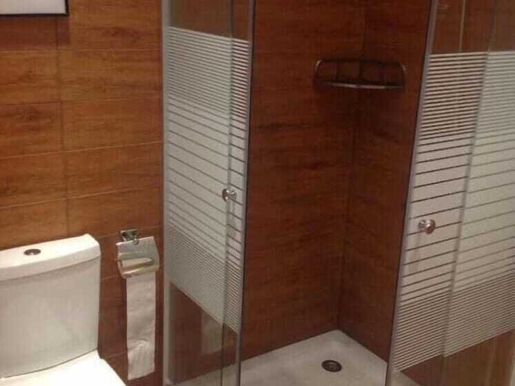 Sunrise Arches Apartments