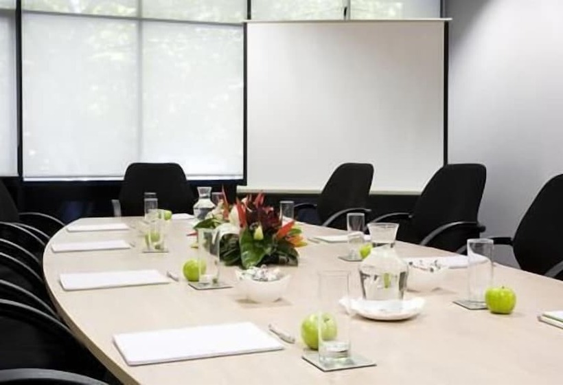 Sydney University Village