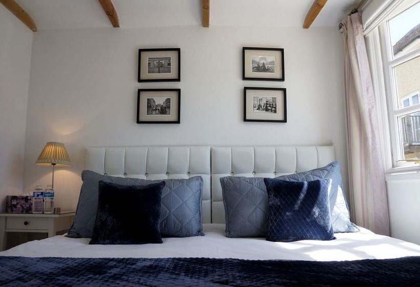 The Barn & Pheasant Cottage