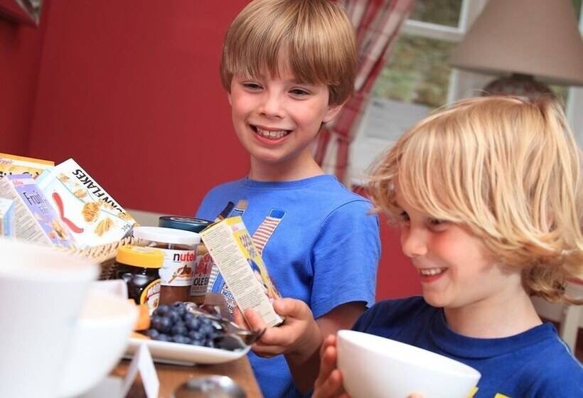 Virginia House Bed And Breakfast