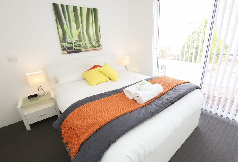 112 Olive Apartments