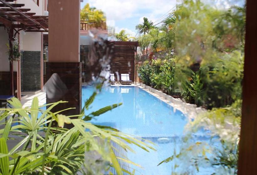 9 Dragon Hotel & Restaurant