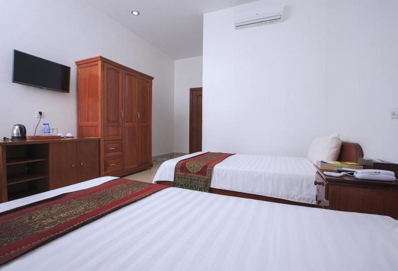 9 Dragon Hotel & Restaurant