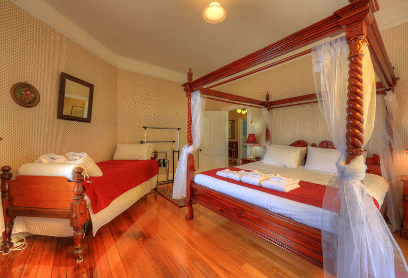 Acacia Bed And Breakfast