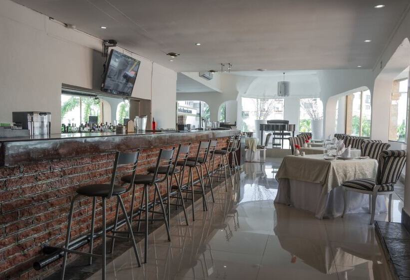 호스텔 All Inclusive Arts Hotel Cancun Beaches Zone