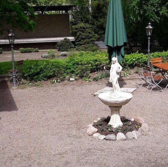 هاستل Jugendgästehaus St. Michaels Heim