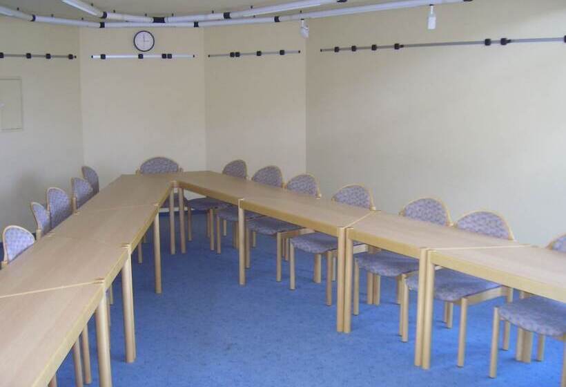 هاستل Jugendgästehaus St. Michaels Heim