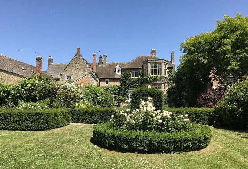 Bed and Breakfast B And B At Witney House