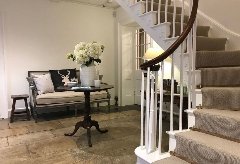 Bed and Breakfast B And B At Witney House