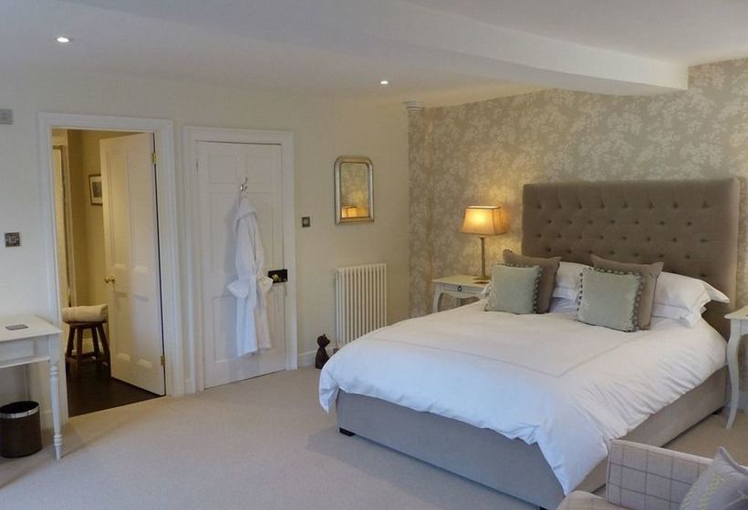 Bed and Breakfast B And B At Witney House