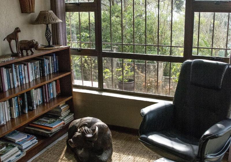 Bed and Breakfast Beachcomber Bay Guest House In South Africa