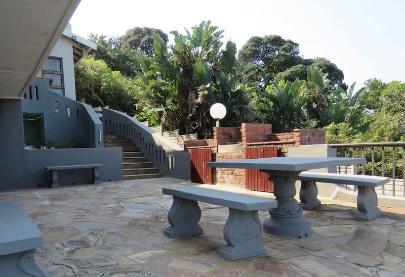 Bed and Breakfast Beachcomber Bay Guest House In South Africa