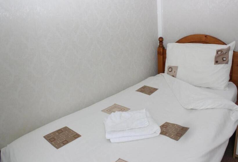 ベッドアンドブレックファースト Invernook