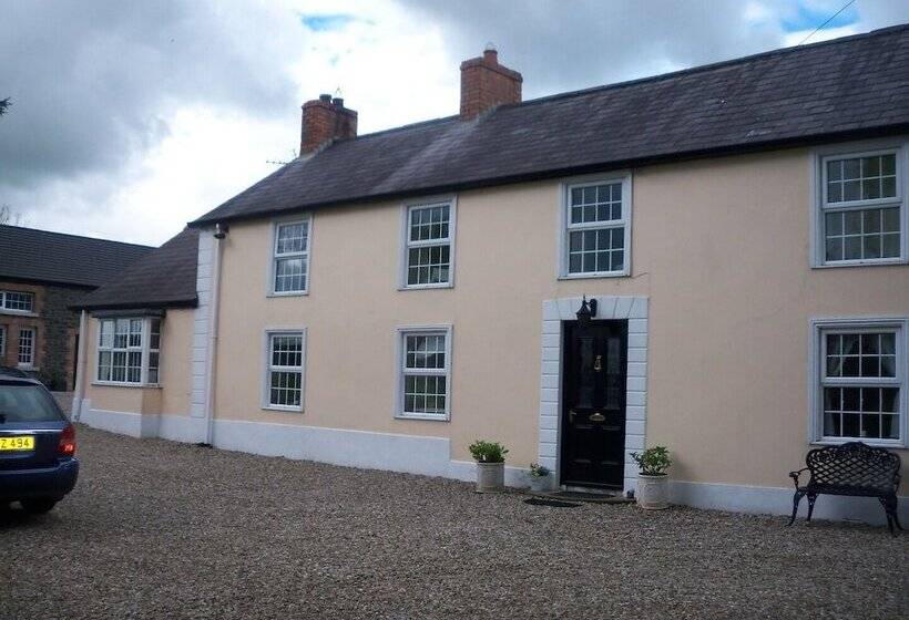 ベッドアンドブレックファースト Lisnafillan Lodge