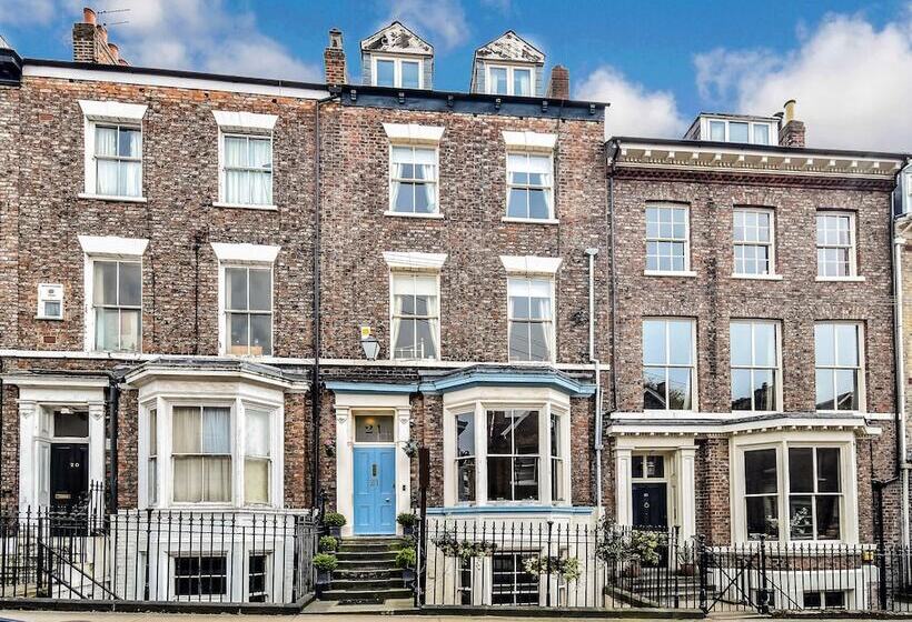 צימר No. 21 York