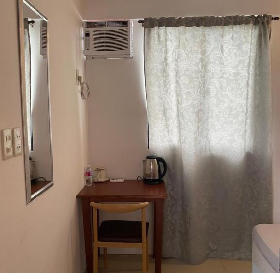 تختخواب و صبحانه Raje Residence