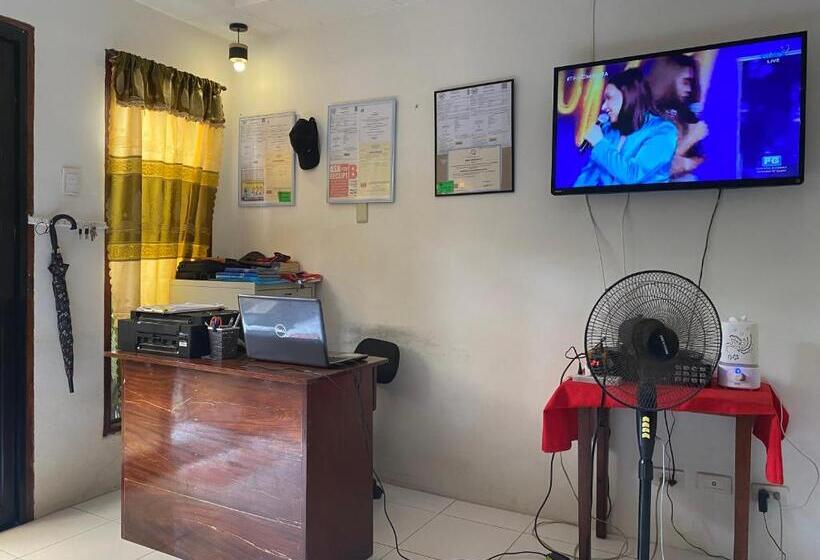 تختخواب و صبحانه Raje Residence