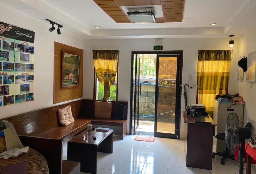 تختخواب و صبحانه Raje Residence