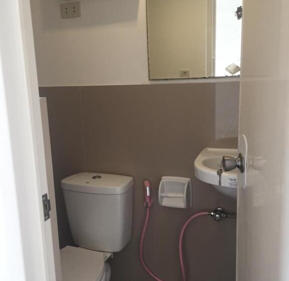 تختخواب و صبحانه Raje Residence