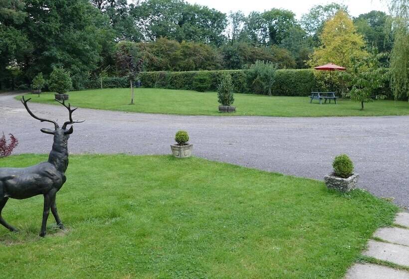 مبيت وإفطار The Willows