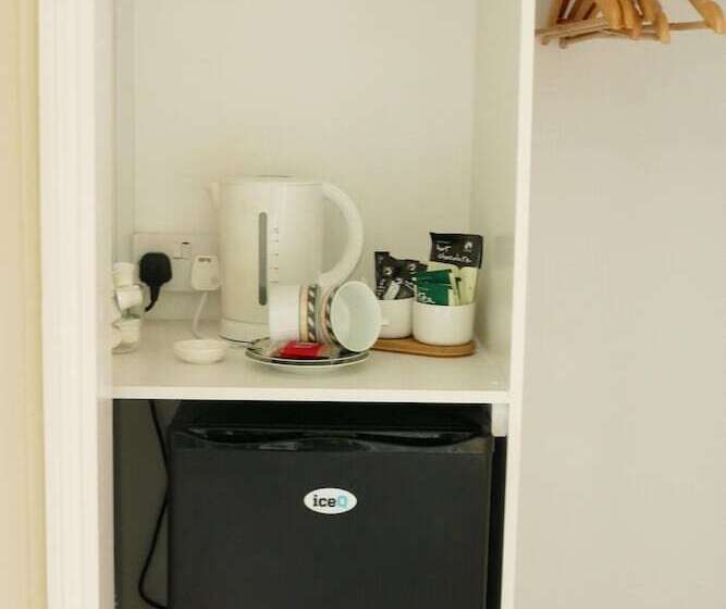 مبيت وإفطار The Willows