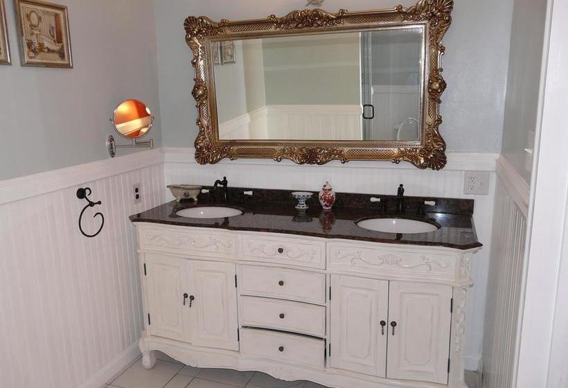 Berkeley House Bed & Breakfast