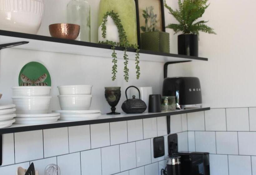 Brenaissance Wine & Stud Estate