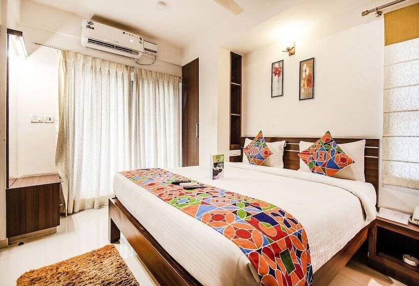 Fabhotel Oakwoods Serai