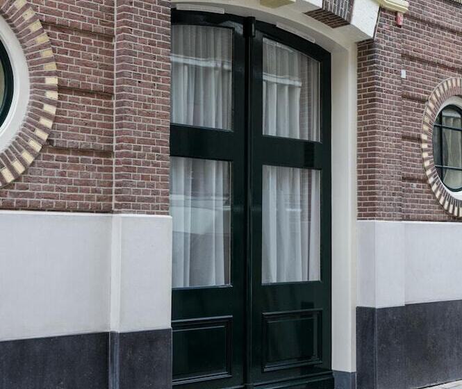 Golden Mansion Apart