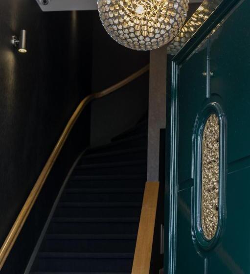 Golden Mansion Apart