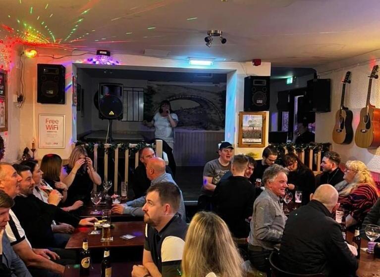 簡易ホテル The Cricketers Arms