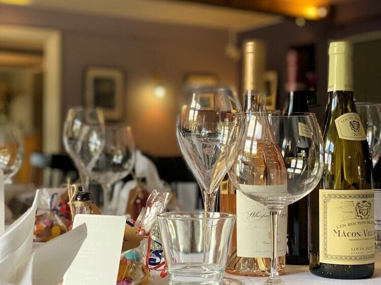 פונדק The Bell At Skenfrith