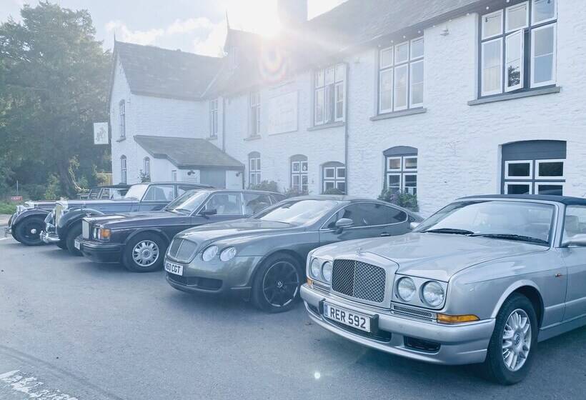 פונדק The Bell At Skenfrith
