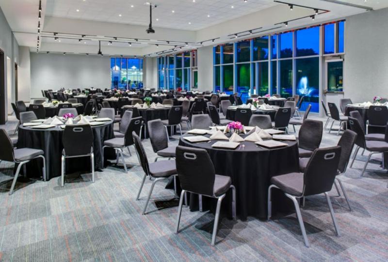 فندق Aloft Wichita