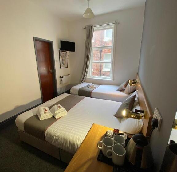 Отель Alumhurst