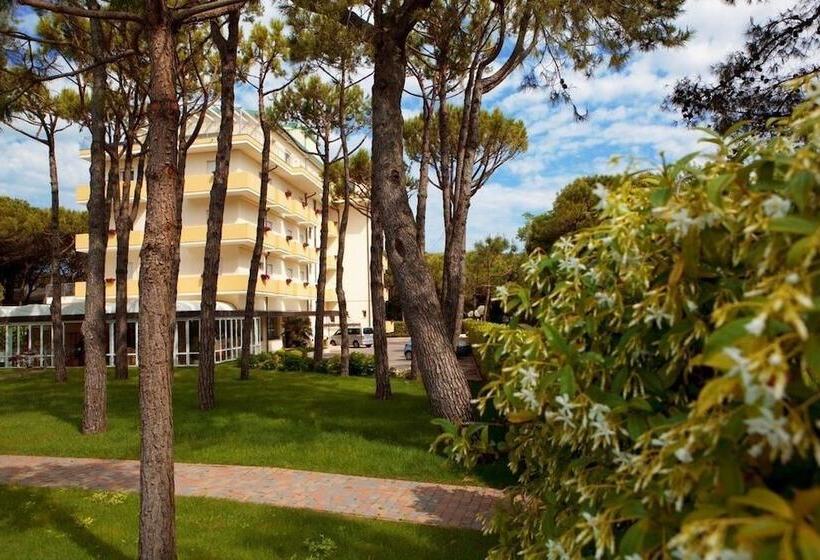 Aparthotel La Pineta