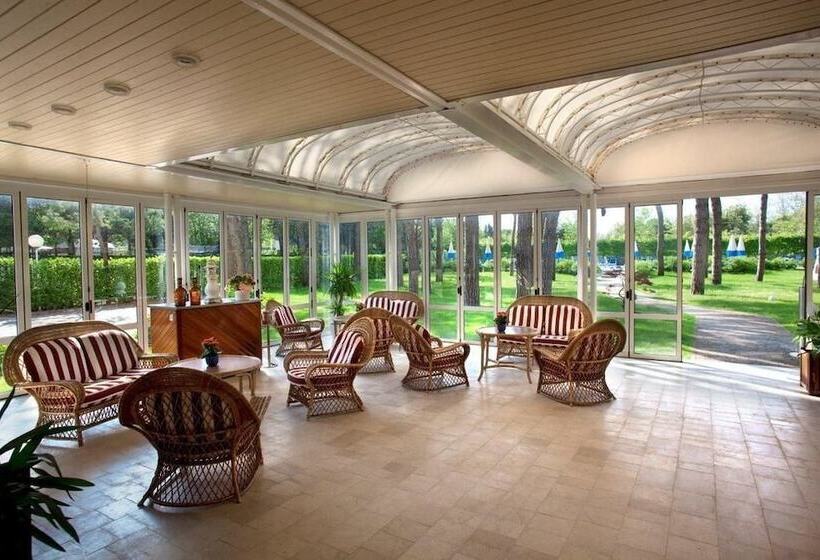 Aparthotel La Pineta