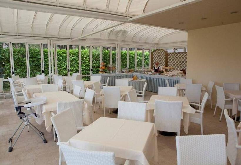 Aparthotel La Pineta